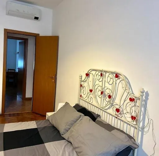 Porta Genova Suite Modern House